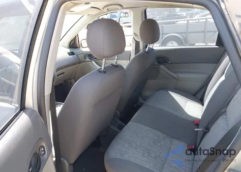 2005 Ford Focus Zx4 z USA, uszkodzony, nr VIN 1FAFP34N35W257578